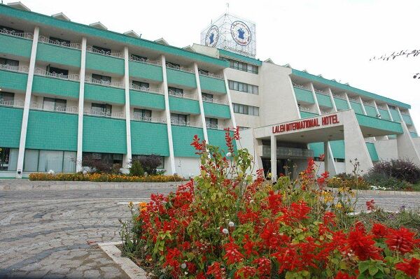 مسافران نوروزی در مراکز اقامتی اردبیل ۳۰ درصد تخفیف می‌گیرند