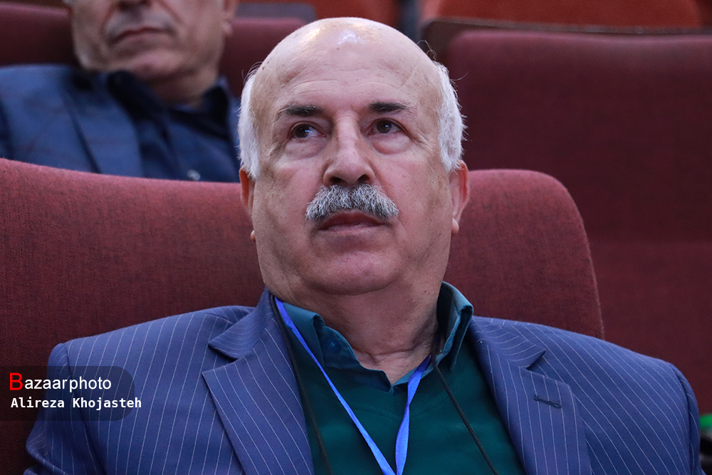 انتقاد از پرداخت نشدن مطالبات دولتی در حوزه پزشکی| تولید تعطیل شود، چند برابر گرانتر باید وارد کنیم