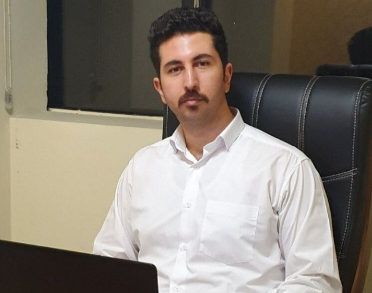 بررسی تفاوت رشد شاخص بورس و نمادها