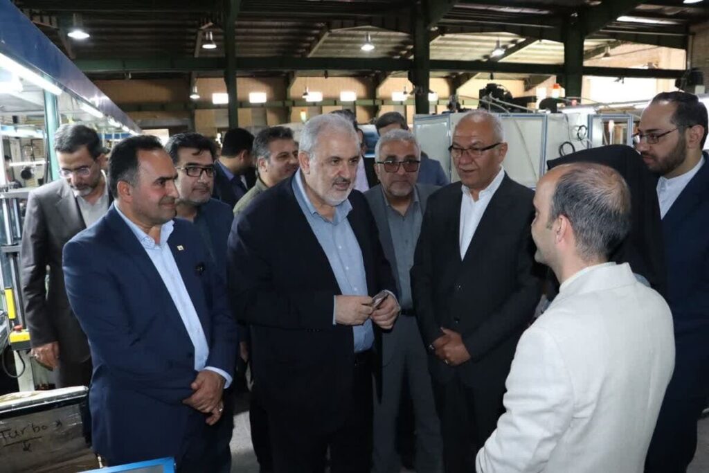بازدید وزیر صمت از کارخانه‌های سمنان